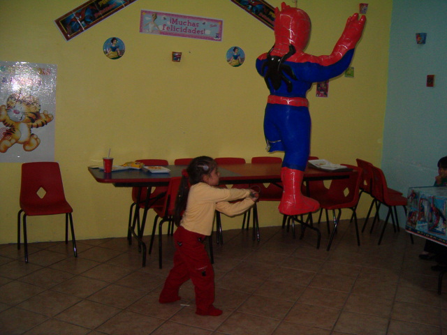 618x457 pixels (114K)