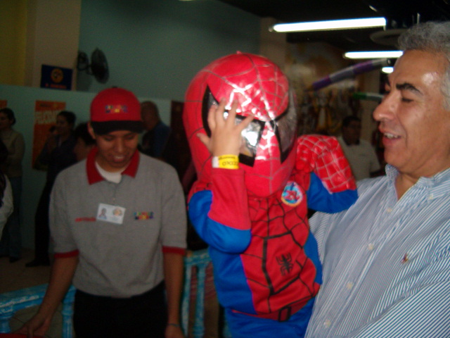 618x457 pixels (113K)