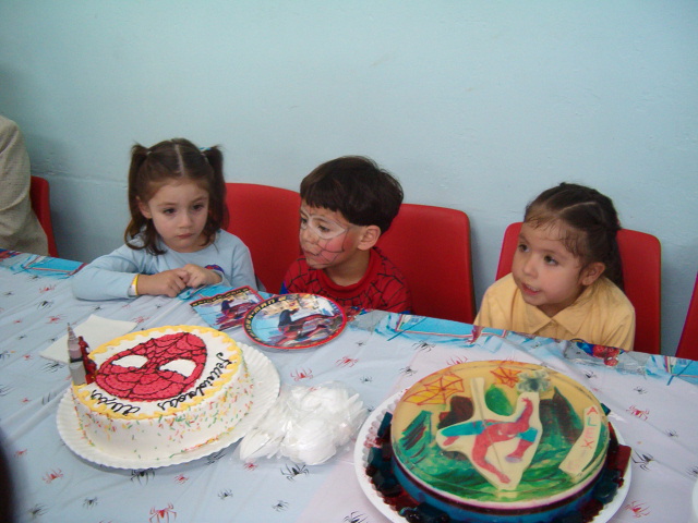 618x457 pixels (135K)