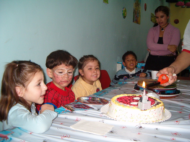 618x457 pixels (134K)