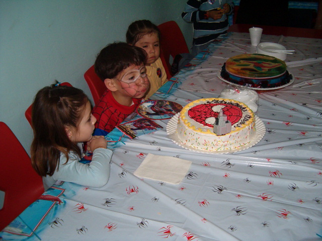 618x457 pixels (131K)