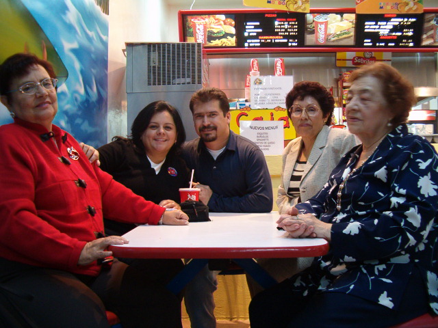 618x457 pixels (135K)