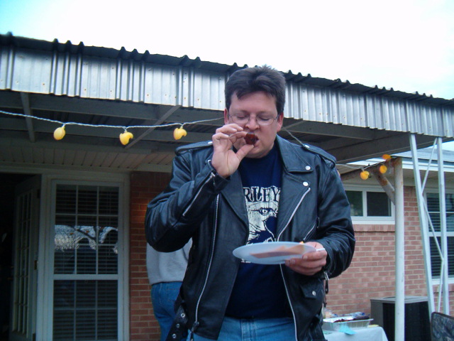 618x457 pixels (115K)