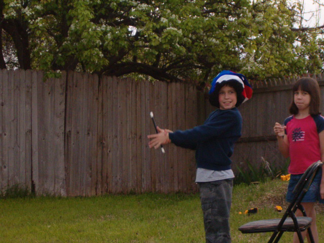 618x457 pixels (115K)