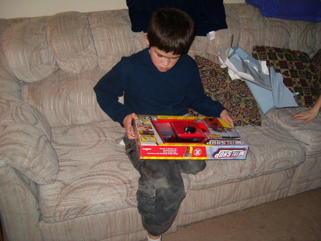 618x457 pixels (111K)