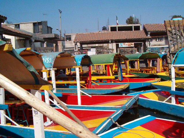 618x457 pixels (143K)