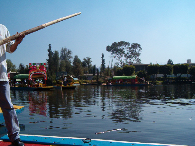 618x457 pixels (126K)