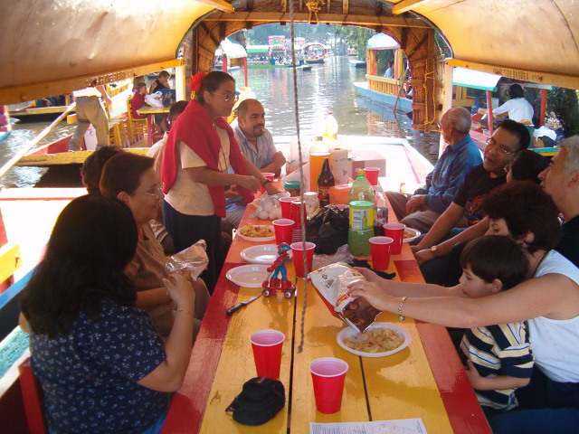 618x457 pixels (140K)