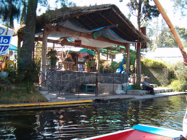 618x457 pixels (139K)