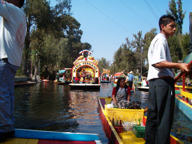 618x457 pixels (130K)