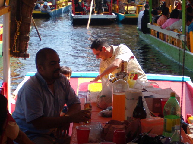 618x457 pixels (140K)