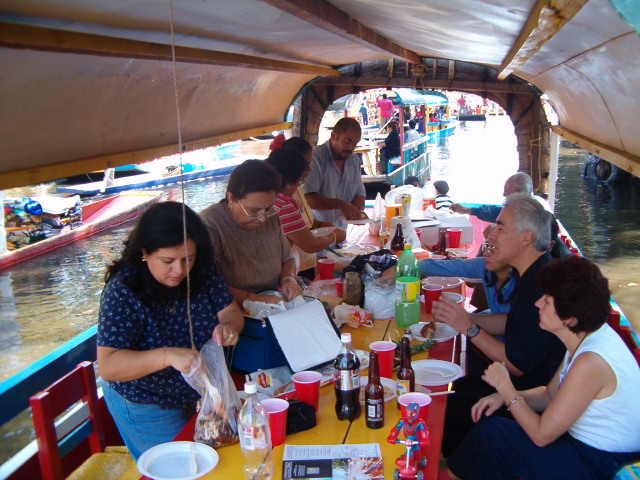 618x457 pixels (143K)