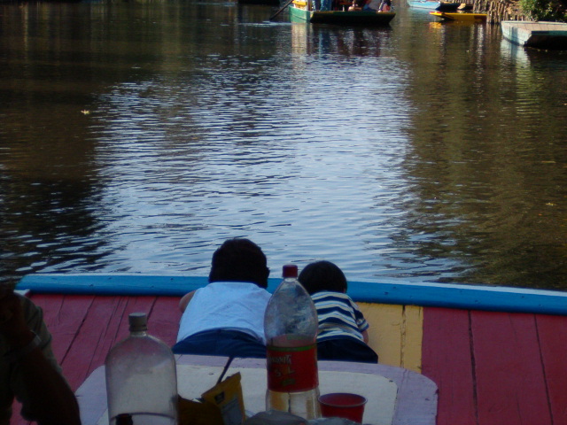 618x457 pixels (142K)