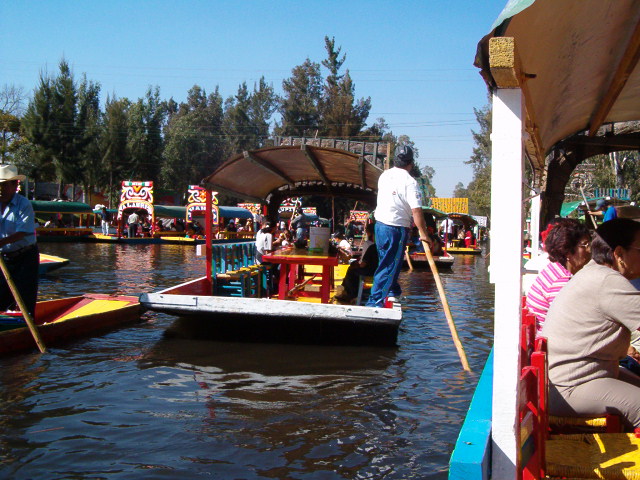 618x457 pixels (133K)