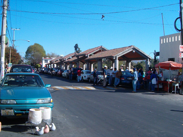 618x457 pixels (128K)