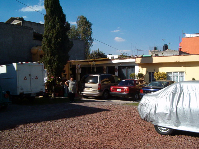 618x457 pixels (113K)