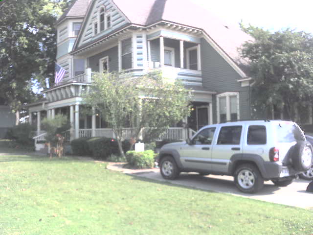 617x456 pixels (35K)