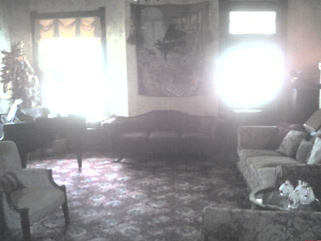 617x456 pixels (22K)