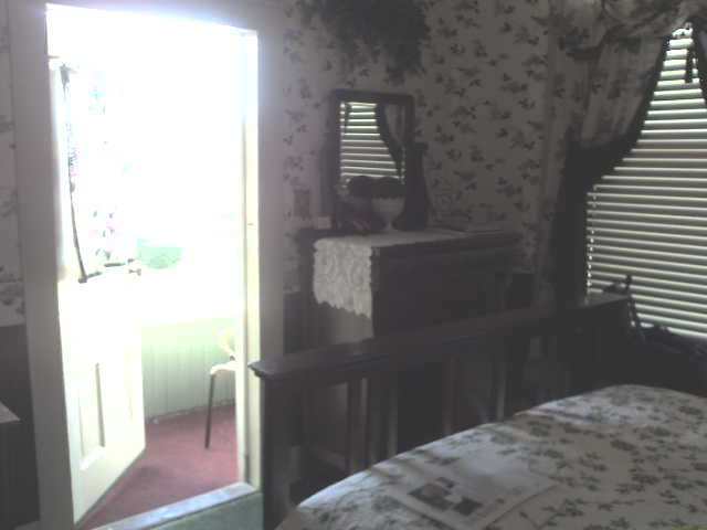 617x456 pixels (21K)