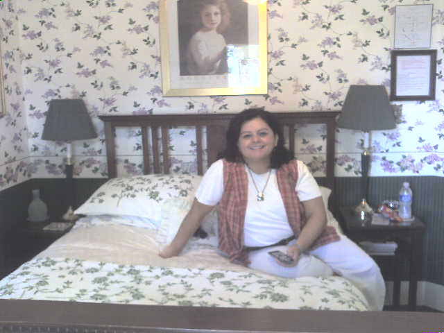 617x456 pixels (32K)