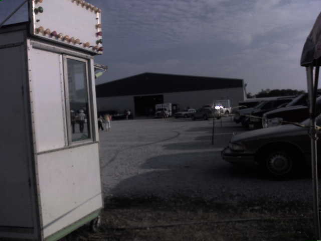 617x456 pixels (19K)