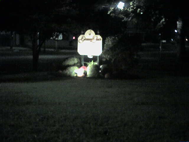 617x456 pixels (20K)