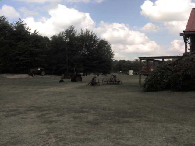 617x456 pixels (22K)