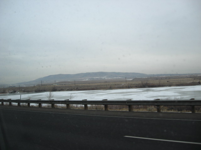 617x456 pixels (54K)