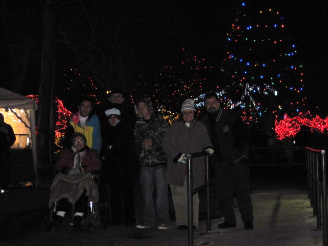 617x456 pixels (76K)