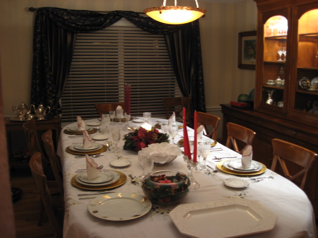 617x456 pixels (98K)