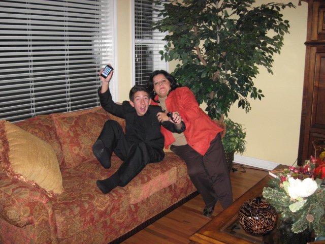 617x456 pixels (142K)