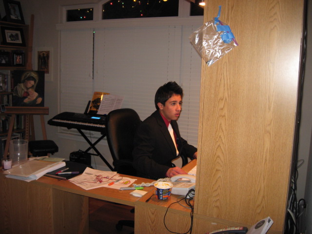 617x456 pixels (95K)