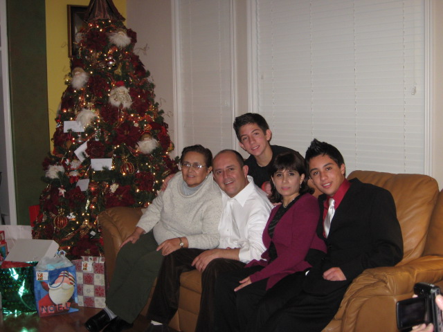 617x456 pixels (102K)