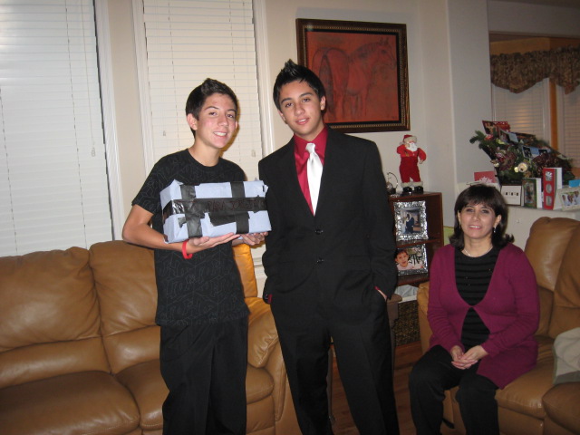 617x456 pixels (95K)