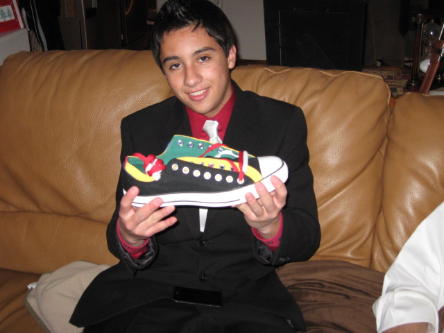 617x456 pixels (94K)