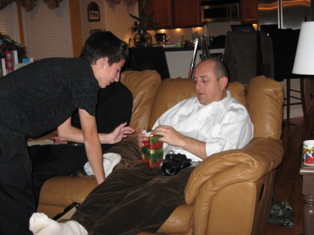 617x456 pixels (94K)