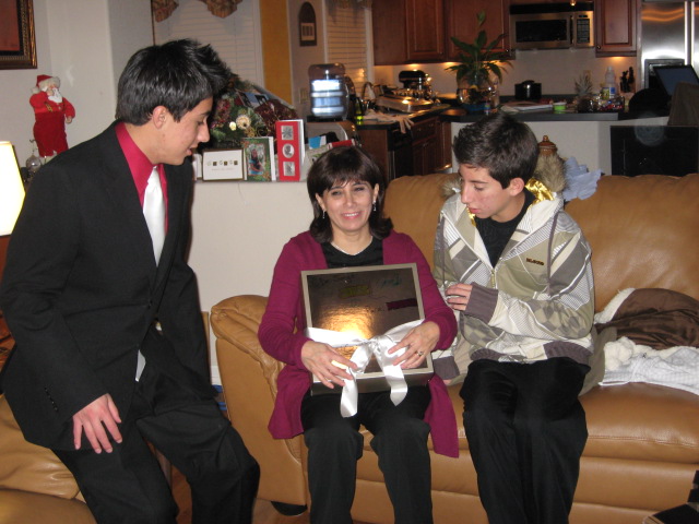 617x456 pixels (113K)