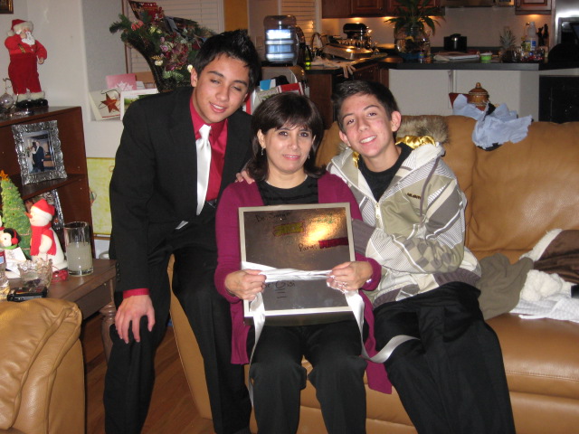 617x456 pixels (122K)