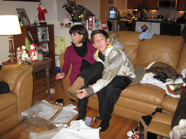 617x456 pixels (124K)