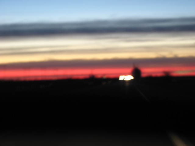 617x456 pixels (40K)