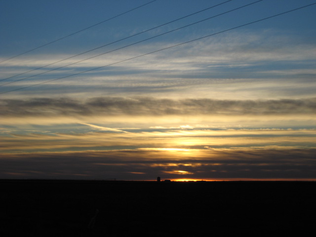 617x456 pixels (61K)