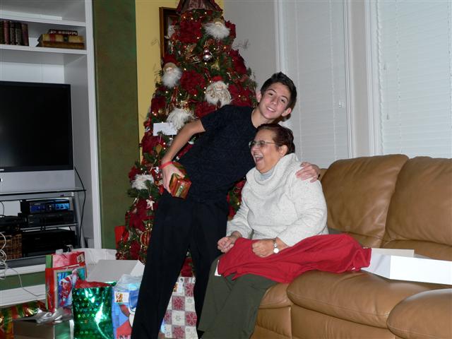 617x456 pixels (53K)