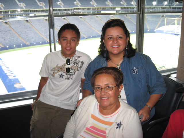 617x456 pixels (108K)