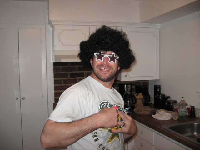 617x456 pixels (79K)