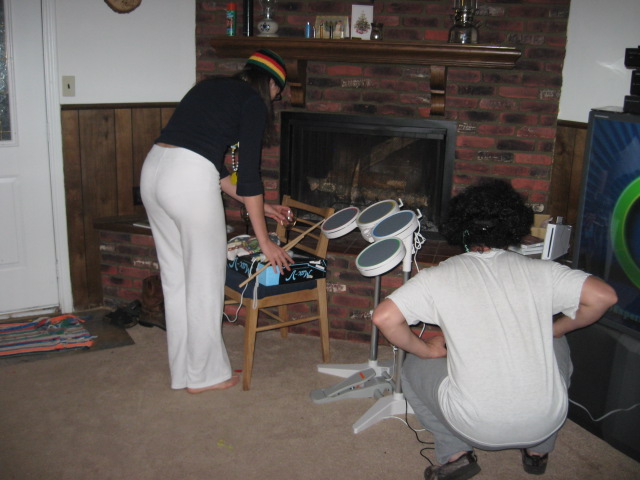 617x456 pixels (95K)