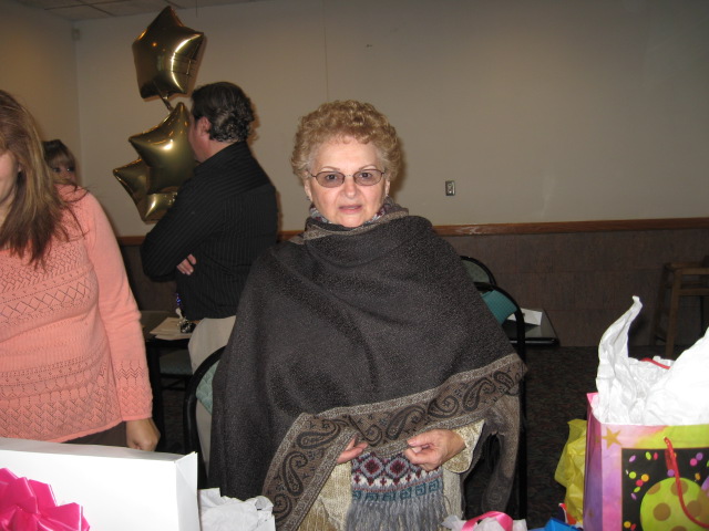 617x456 pixels (98K)