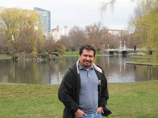 618x457 pixels (55K)