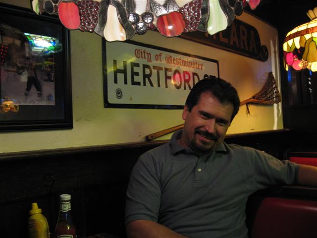 618x457 pixels (43K)