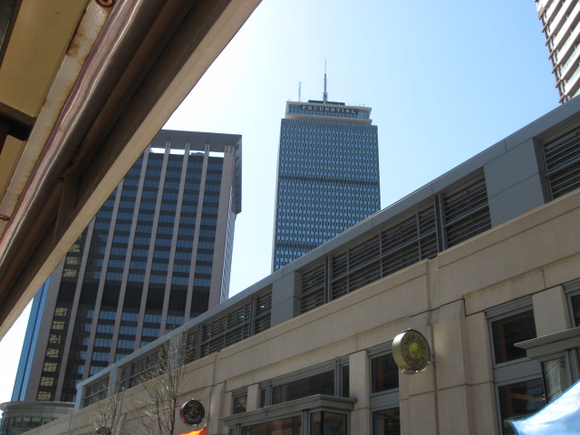 618x457 pixels (104K)