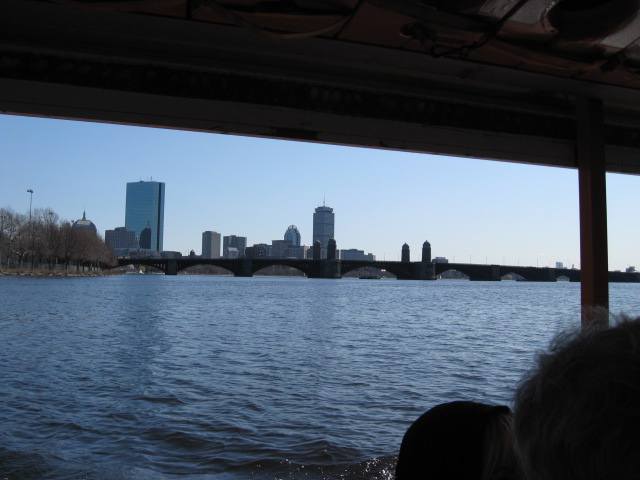 618x457 pixels (83K)